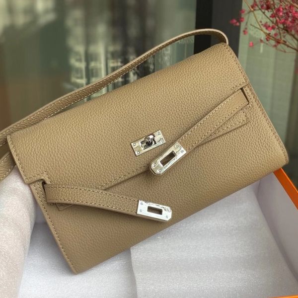 

design hand 2021 new head layer leather foreign style one shoulder cross small square women's bag 19oe