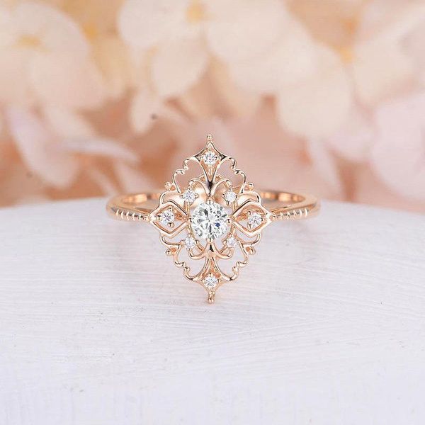 

cluster rings europe & american original design 925 silver inlaid cz hollow flower ring for womens engagement marriage diy jewelry gifts, Golden;silver