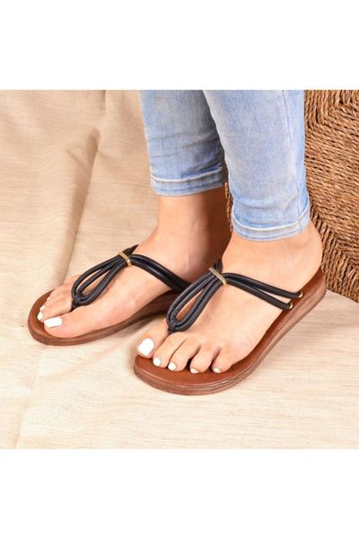 

black women 's slippers