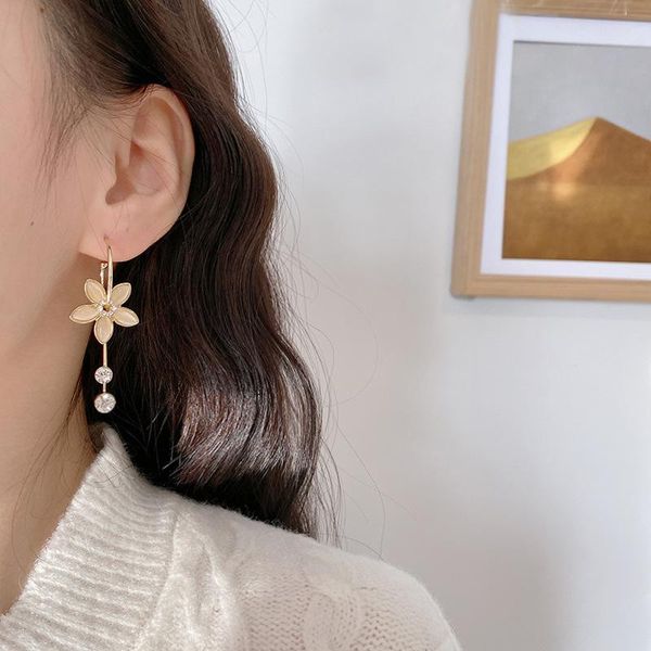 

dangle & chandelier yaologe female gold color flower opal rhinestone pendant earrings fairy simple alloy tassel 2021 fashion jewelry, Silver