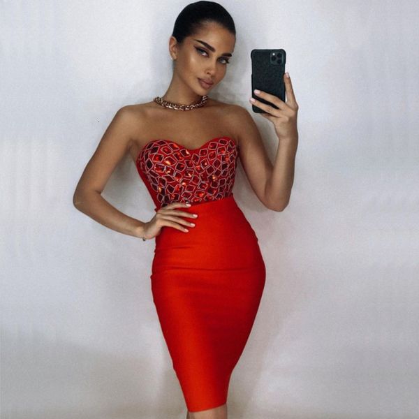 

red black with no straps frizzy bandage skirt from two suit parts celebrity beach joint party