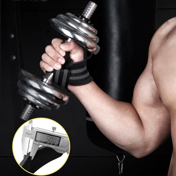 

sport wrist support professional adjustable weight lifting bodybuilding wristband gym strap protection sportswear, Black;red