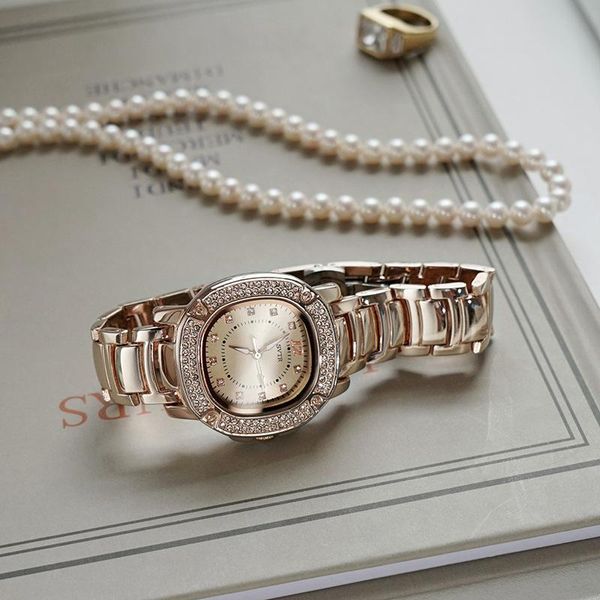 

wristwatches 7rings 2021 trendy style vintage fashion chic quartz watch for women waterproof stainless steel accessories female, Slivery;brown