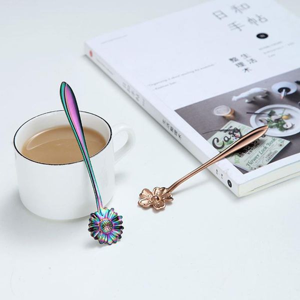 

4pcs creative 304 stainless steel flower-shaped coffee spoon 12.4 * 2.8cm spoons