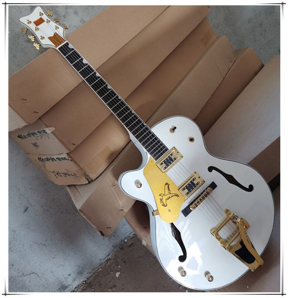 В наличии Полуполовие тело левша золотая аппаратная электрическая гитара с большим мостом Tremolo, может быть настроена
