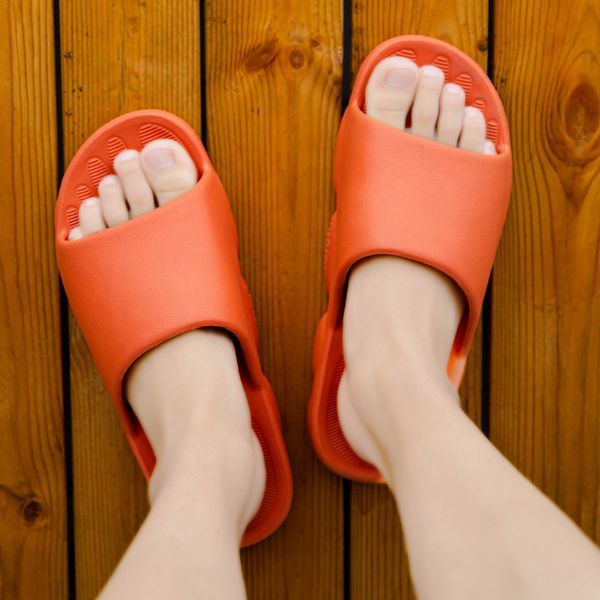 

wholesale men womens sport trainer sandals and slippers summer soft thick bottom four seasons outdoor dual-use couple student sandal cross-b, Black