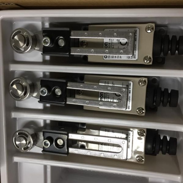 

smart home control 1pcs omron d4v-8108sz-n d4v8108szn limit switch - *mo