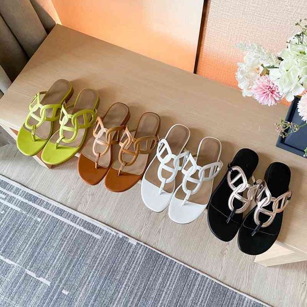 

2021 new flip flops low heel french temperament flat 2 cm pinch foot niche sandals women fashion, Black