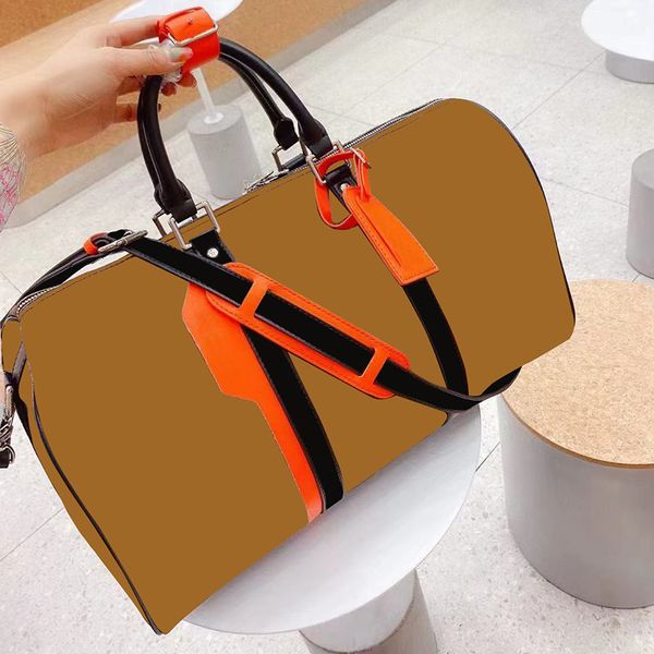 

2021 totes luxury design pure color handbag pu travel outdoor sports first choice for large storage fashion brand portable waterproof handba