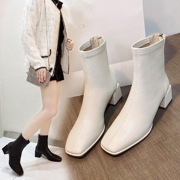 

boots short women's autumn and winter 2021 thick heel square head, Black