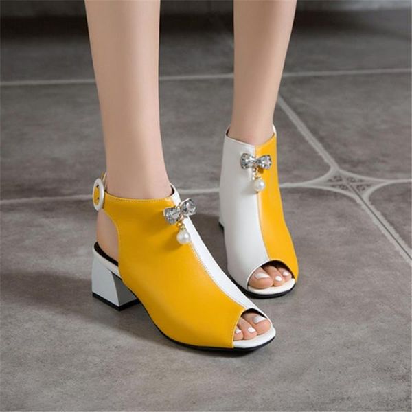 

sandals pxelena vogue contrast color crystal pearls women rome gladiator block chunky med heels peep toe shoes large size 34-48, Black