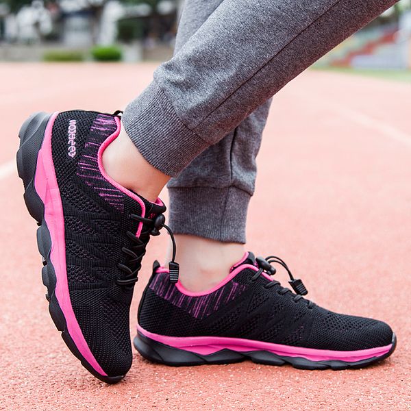 

2021 designer running shoes for women rose red fashion womens trainers outdoor sports sneakers size 36-41 wh, White;red