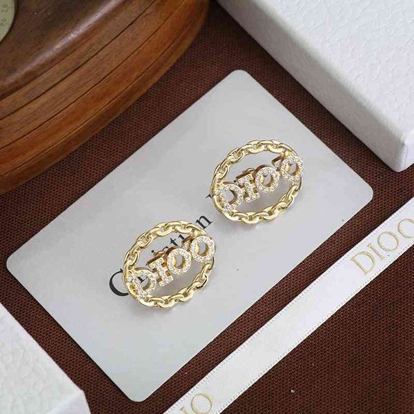 

luxury designer fashion female d earrings family star 2021 dijia jewelry same style diamond, Red;brown