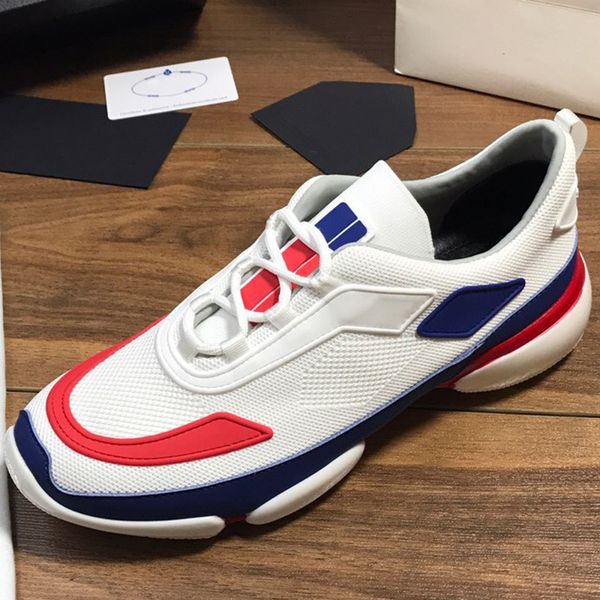 Scarpe sportive firmate da uomo nere per il tempo libero all'aperto sneakers classiche all-match suole bianche trend sneaker da uomo moda quotidiana antiscivolo resistenti all'usura