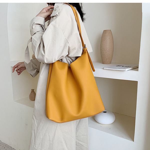 

stylish simplicity female shoulder bag pu leather high capacity women handbag solid color wild black women bag l003