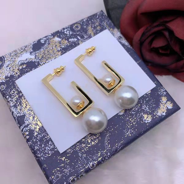 

new 2021 luxury designers stud earrings jewelry womens pearl earring designer d letter gold ear women fashion studs d025, Golden;silver