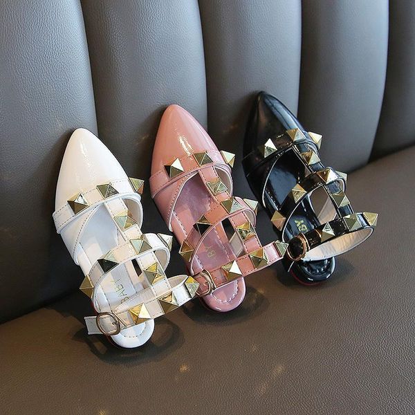 

sandals girls' 2021 spring and summer pointed toe with rivets anti-kick single shoes flat back empty roman fashion, Black;red