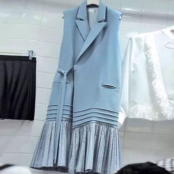 

sleeveless lace pleated shirt vest female korean fashion clothing ruffled stitching black jacket spring qk62801 210510, Black;white