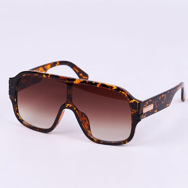 

2021 summer driver imitation sunglasses women 2021 metal sunglass cool luxury brand ladies sun glasses goggles shape fashion eyewear, White;black