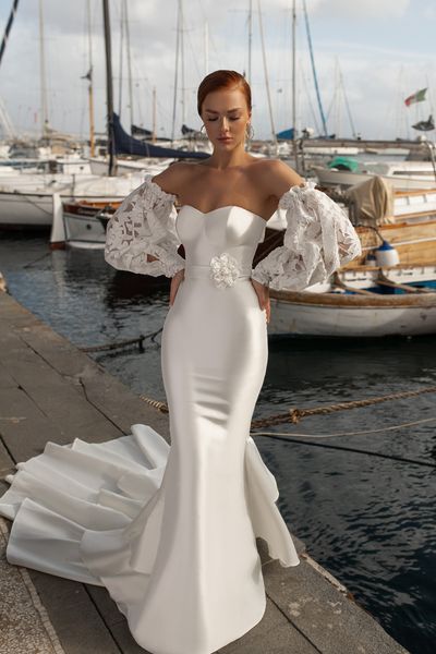 

modern mermaid wedding dress with detachable sleeves spring robe de mariee spaghetti strap appliqued lace custom made tiered satin beach boh, White