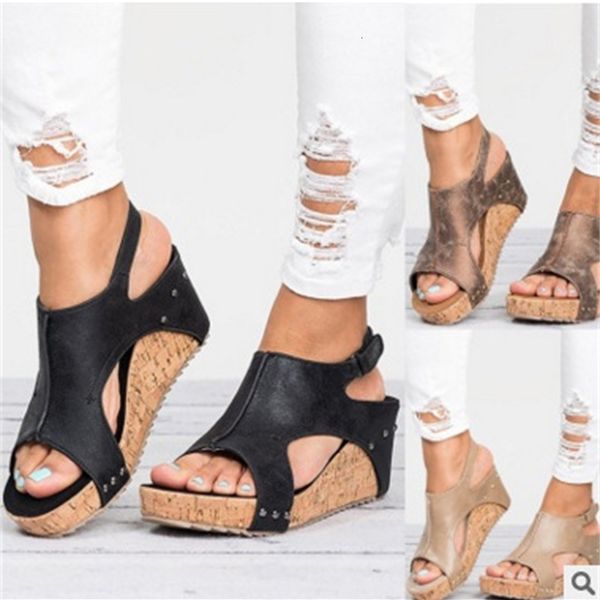 

luxury slippers 2021 summer fish mouth slippers slope heel sandals large female rivet, Black