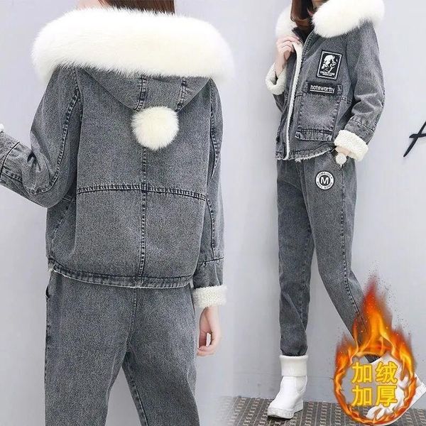

women's two piece pants winter thicken fur collar denim suit women plus size 2 set faux lambswool lined hooded jean jacket casual jeans, White