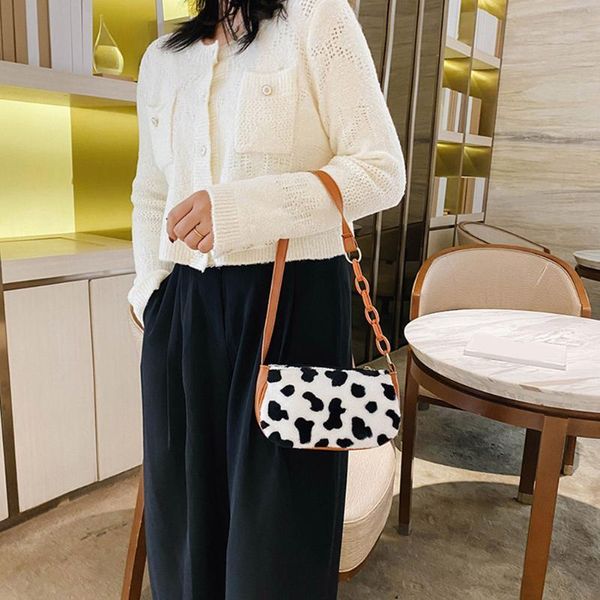 

handbag women luxurys designers bags 2021 crossbody bag casual cow pattern plush ladiemulti pochette louisbags_18