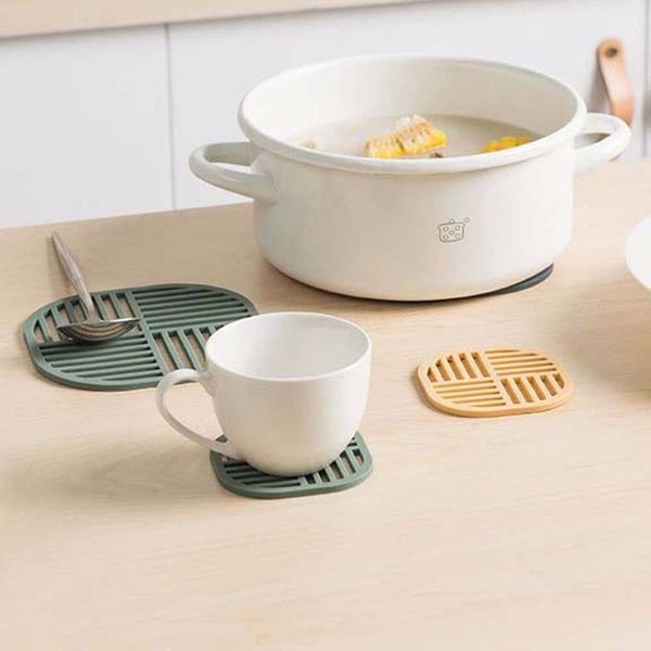 

mats & pads hollow silicone coasters placemats heat insulation pot non-slip anti-scald deskdecorations household kitchen supplies