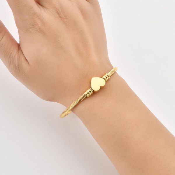 

bangle adjustable stainless steel with wire heart bracelet, Black