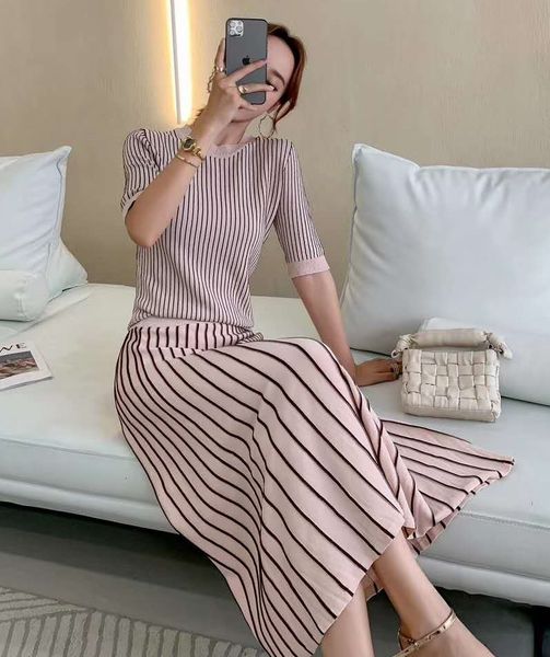 

skirts autumn fashion sweater set women striped patterns knitted pullover+mid-calf length knitted skirt set ladies casual knitwear, Black