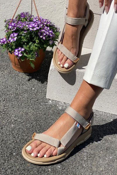 

sandals women's beige, Black