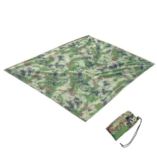 Cuscinetti per esterni Telo da campeggio impermeabile Tappetino per l'umidità Giardino Camouflage Riutilizzabile Coperta da spiaggia di sabbia Copriletto pieghevole antisabbia Tenda Teloni da terra FHL448-WLL