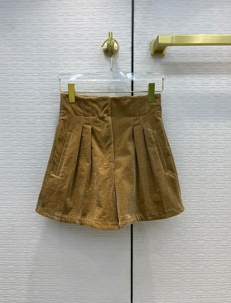 

men's shorts the 2021 caramel color corduroy high waist 0823, White;black