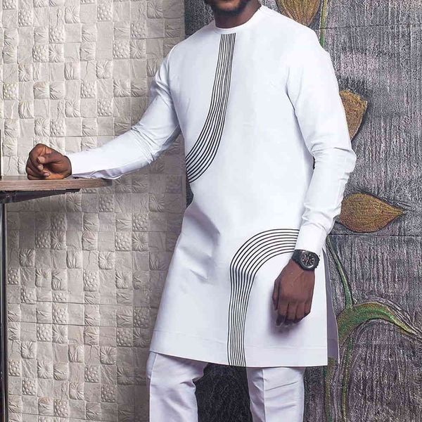 Dashiki Camicia da uomo africana Linea Stampa Camicie a maniche lunghe casual da uomo Tradizionale Plus Size Camisas Design tribale O-Collo Top maschili 210524