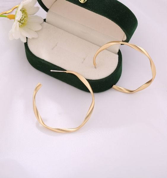 

s925 silver needle personalized matte twisted huggie female sweet temperament korean earrings, Golden;silver