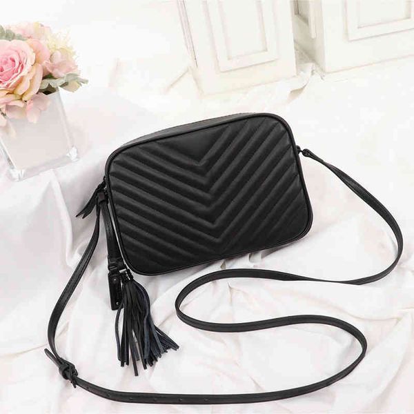 

women lou camera wallet with tassel quilted leather crossbody bags fashion shoulder purs digner luxury handbags