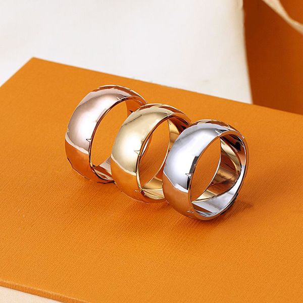 Anel de moda masculina designer de alta qualidade anéis de aço inoxidável compromisso de noivado jóias senhoras gift258T