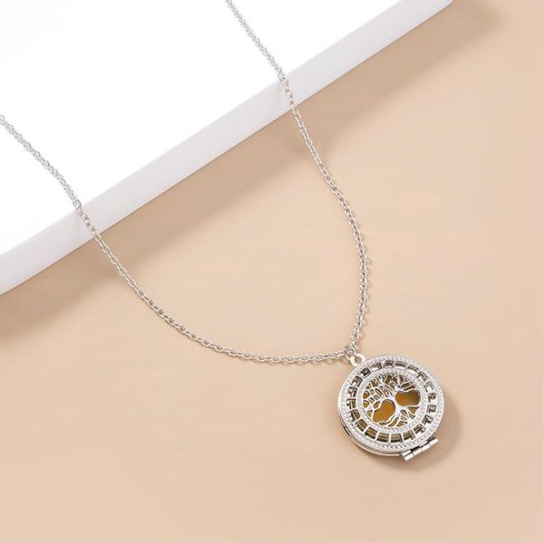 

chains brand retro hollow crystal tree of life luminous pendant ladies men universal necklace halloween gift, Silver