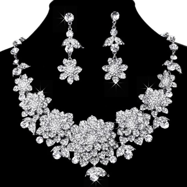 

jewelry set full diamond dinner necklace earrings two piece bridal wedding suit studio with makeup first jewelry, Slivery;golden