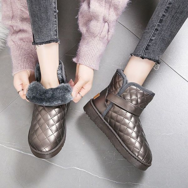 

2021 snow boots winter fleece warm thick soles outdoor comfort non-slip character women's cotton shoes factory direct sale, Black