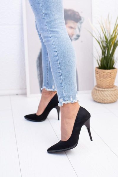 

dress shoes pointed toe nail heel black suede