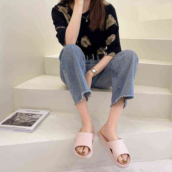 

2022 new spring clip toe casual flat bottom soft couple slipper 2665 y220214, Black