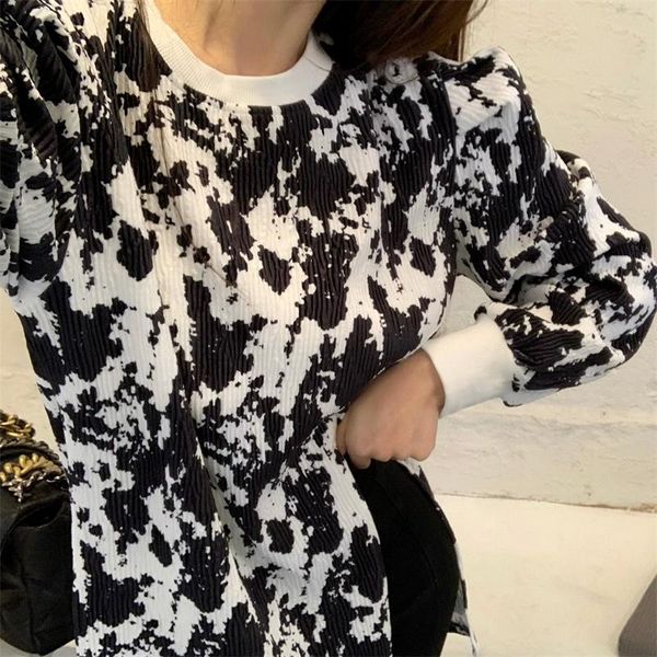 

2021korean style loose casual mid-length split round neck long-sleeved t-shirt women's printed puff sleeve bottoming shirt tide, White