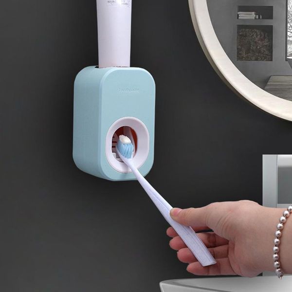 

household bathroom wall-mounted automatic toothpaste squeeze artifact dustproof rack punch lazy squeezer set toothbrush holders