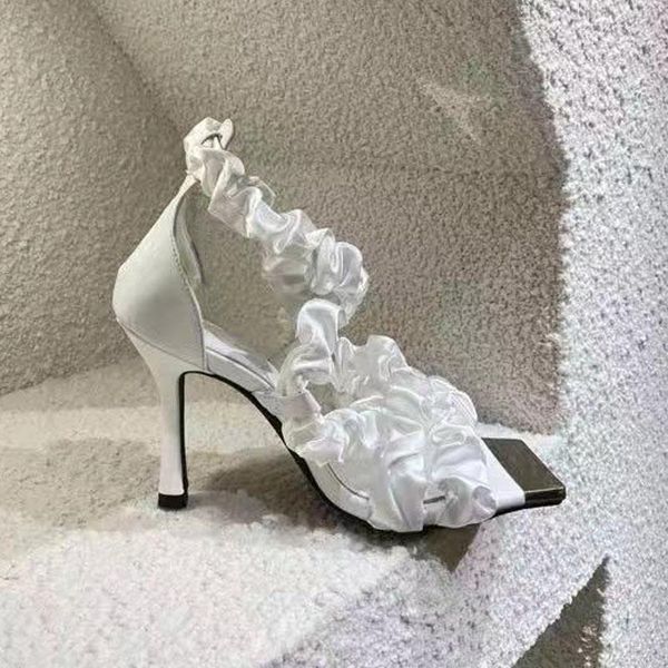 

sandals 2021 high heels summer breathable fashion metal modern comfort real silk quality designer shoes luxury brands, Black