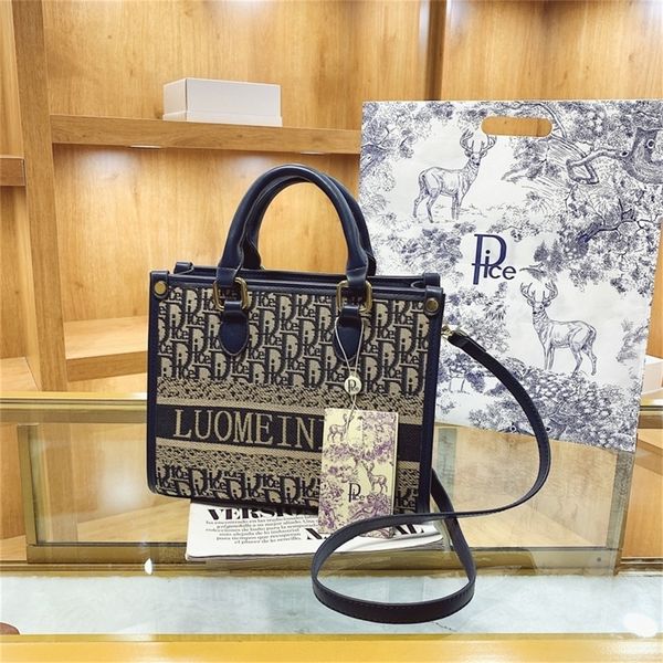 

designer sale 2022 counter new french minority small bag women's fashion high sense letter embroidery messenger bag tote w2ra