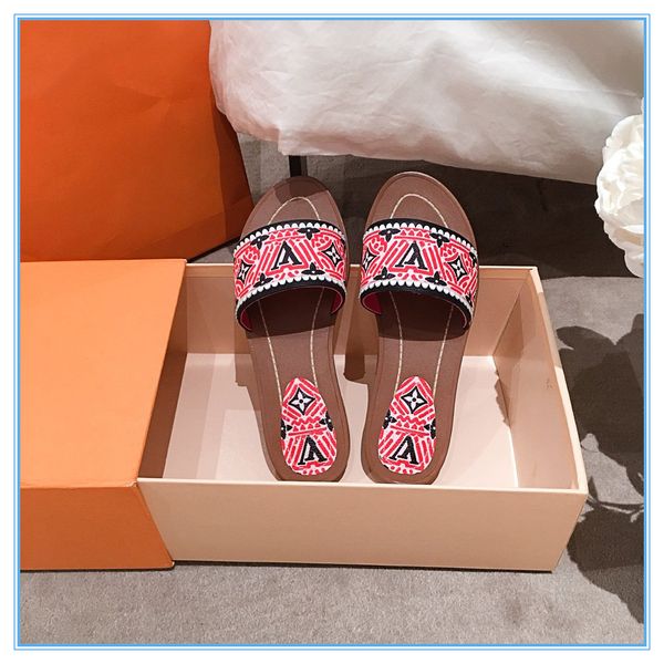 

2021 fashion trend popular classic women slippers summer luxury matte texture beach big head slippers designer real leather flat sandals 2 c, Black