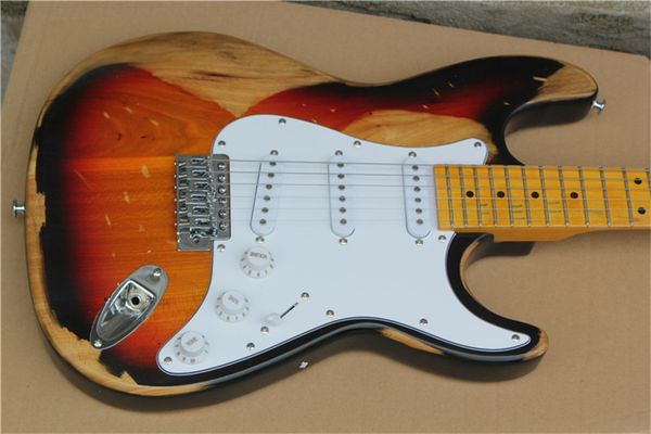 

custom shop relic aged sunburst elem body electric guitar strat tremolo bridge whammy bar vintage tuners hss pickups maple fingerboard chrom