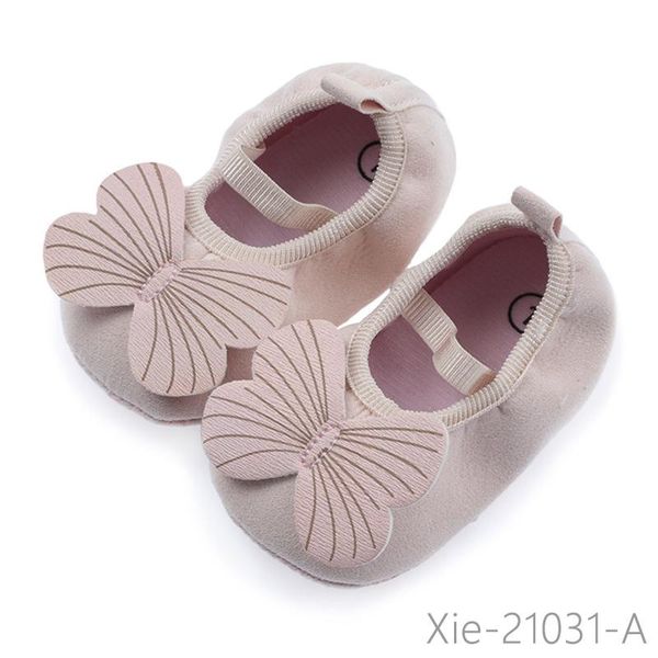 

first walkers 2021 arrival toddler born baby boys girls animal crib shoes infant cartoon soft sole non-slip cute warm