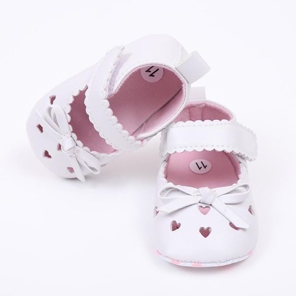 

summer baby girls pu leather princess heart-shaped shoes soft bottom hollow out crib dress exquisite arrival first walkers